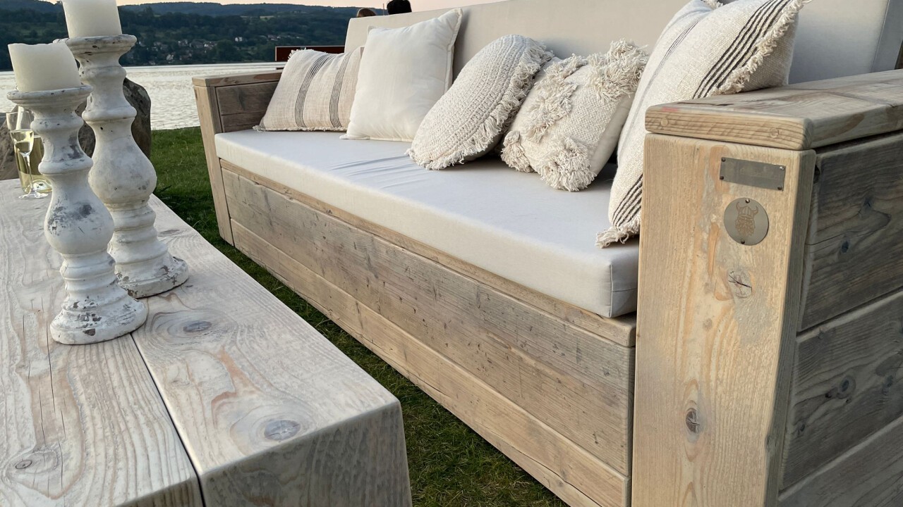 Lounge - handmade from construction timber