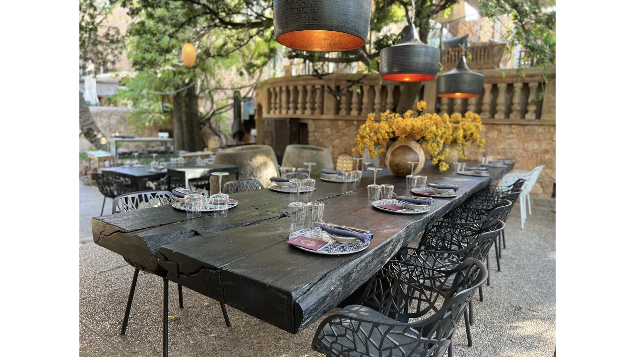 Merbau Wood Table 600x120 cm, one piece top, Kupferlampen
