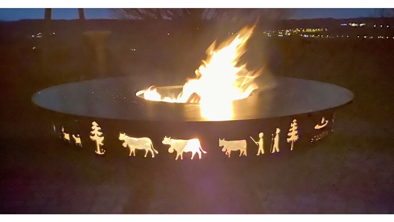 Die Ausschnitte rund um den steelfire geben nochmals zusätzliches Ambiente