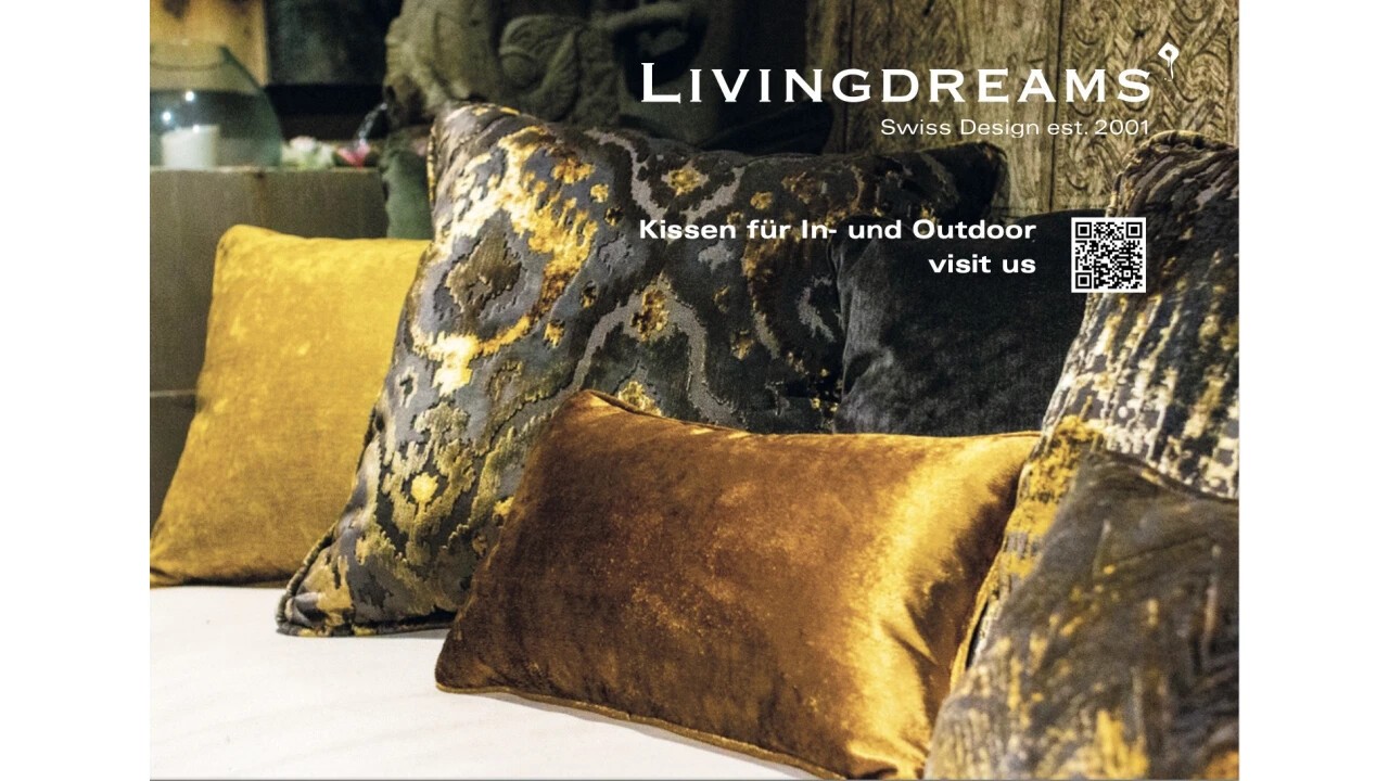 Indoor cushions, unique with a buxom feather filling, we show a small collection at Giardina Hall 1 A06