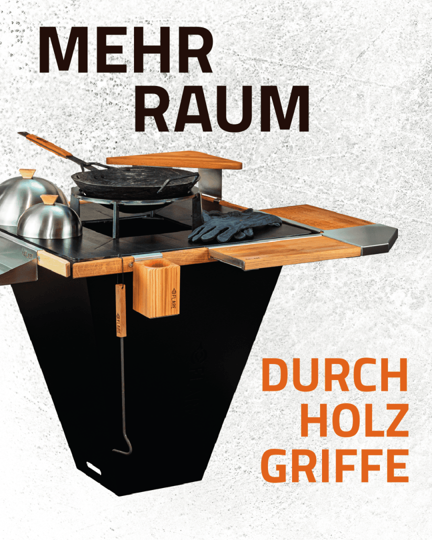 A modern outdoor grill with wooden handles and multiple cooking surfaces is depicted against a light, textured background. The text reads MEHR RAUM and DURCH HOLZ GRIFFE in German.
