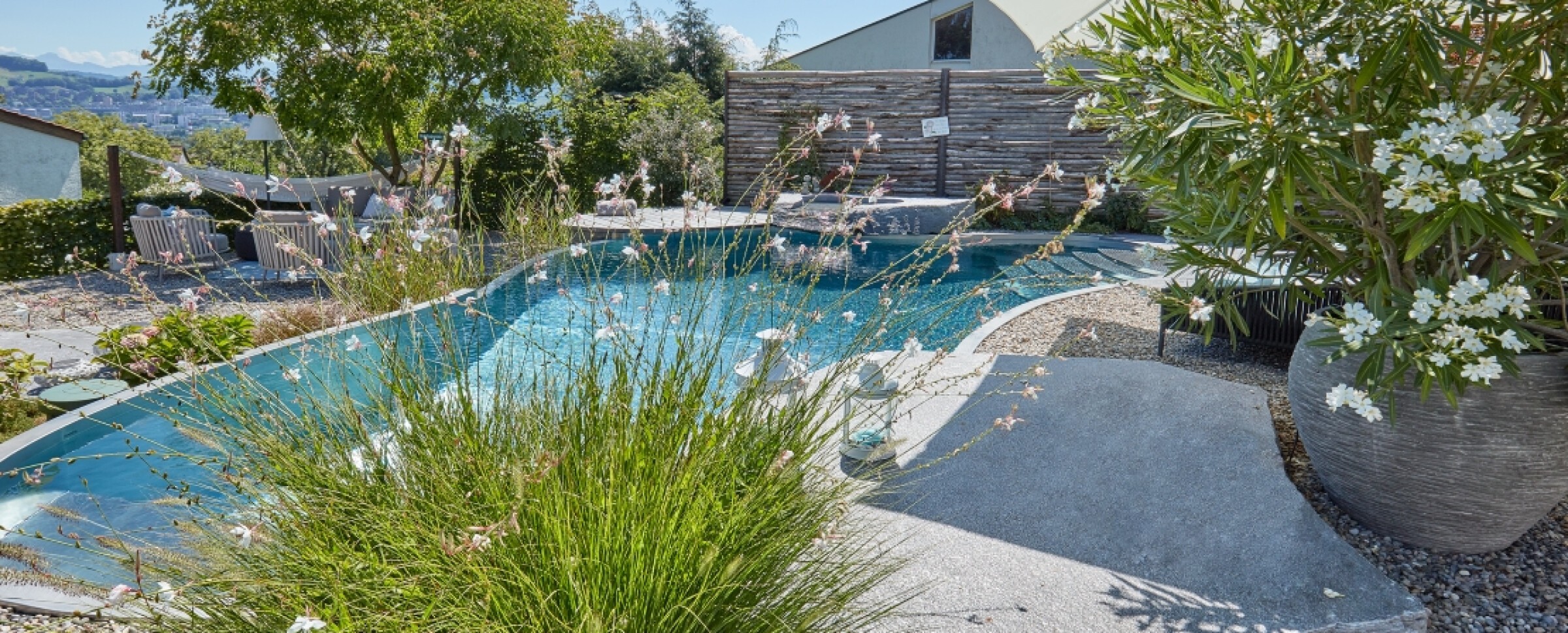 Egli Grün AG — Garten. Design. Raum.