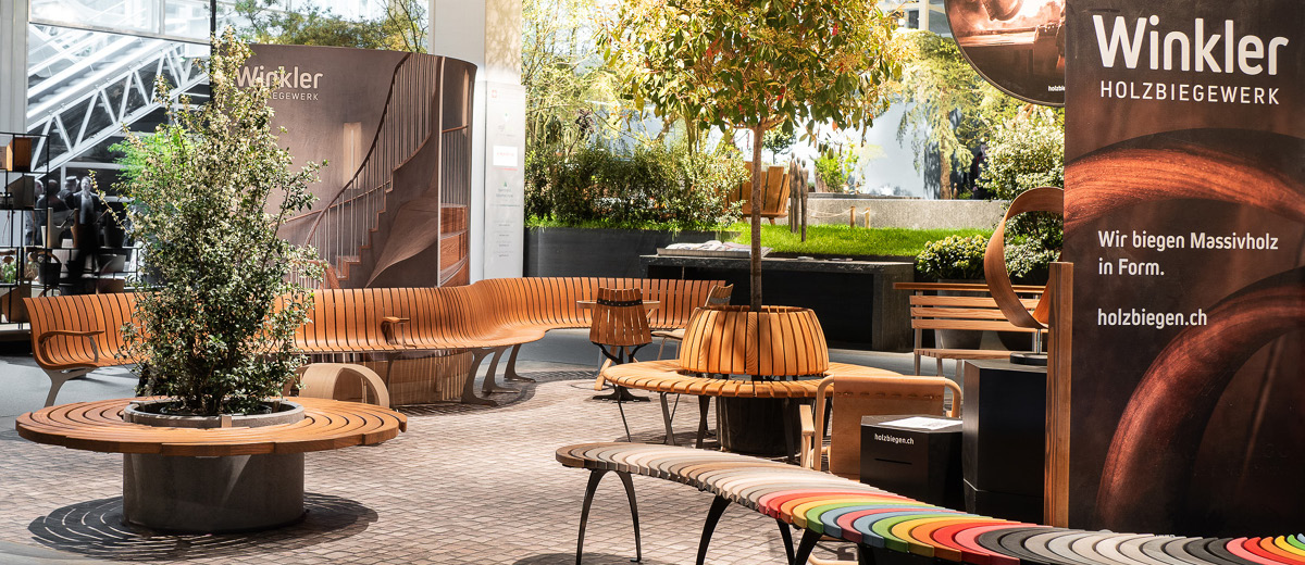 Now in our third generation, we bring creative bentwood ideas to life for design and timber construction, furniture, architecture, interior design, and more. Sustainable and good.