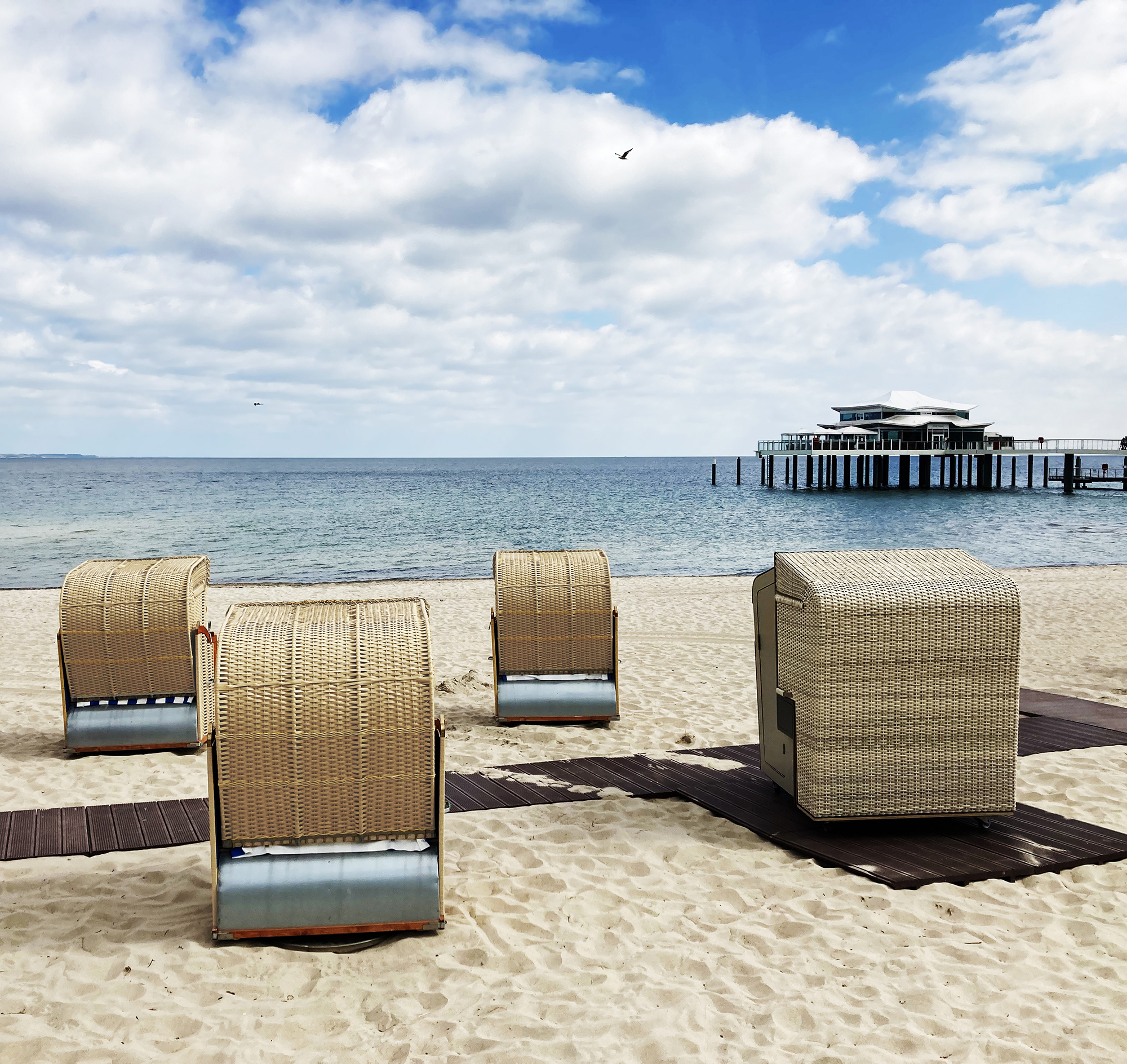 Strandkorbsauna_Sauna_Aussensauna_Sonderegger-Wellness_Softub_Schweiz.jpg (2.8 MB)