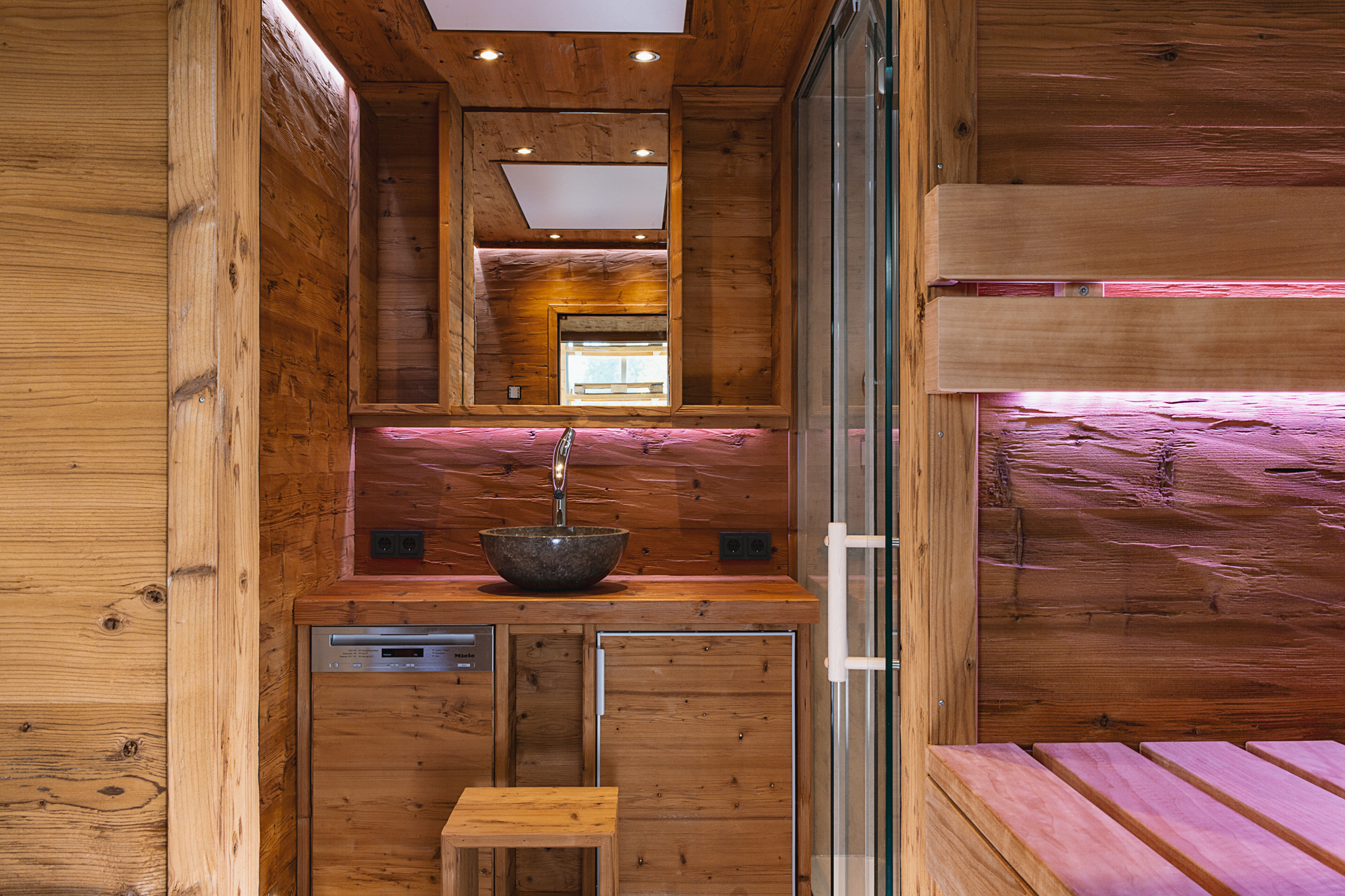 Outdoor Sauna Wärmegrad Softub