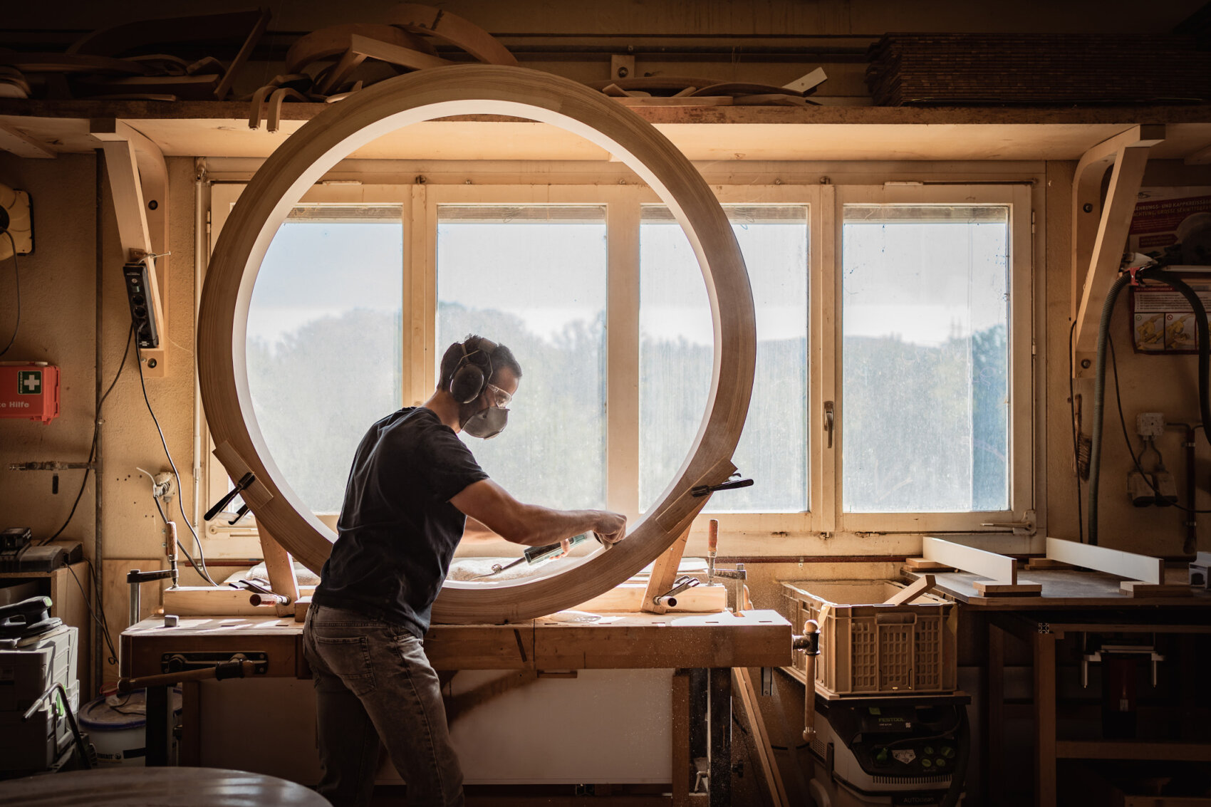 Impressionen aus dem Holzbiegewerk Winkler - Bullaugenfenster